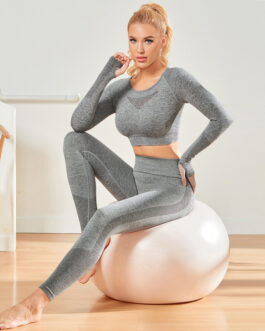 Sports Tight And Breathable Knitted Seamless Yoga Suit Solid Color